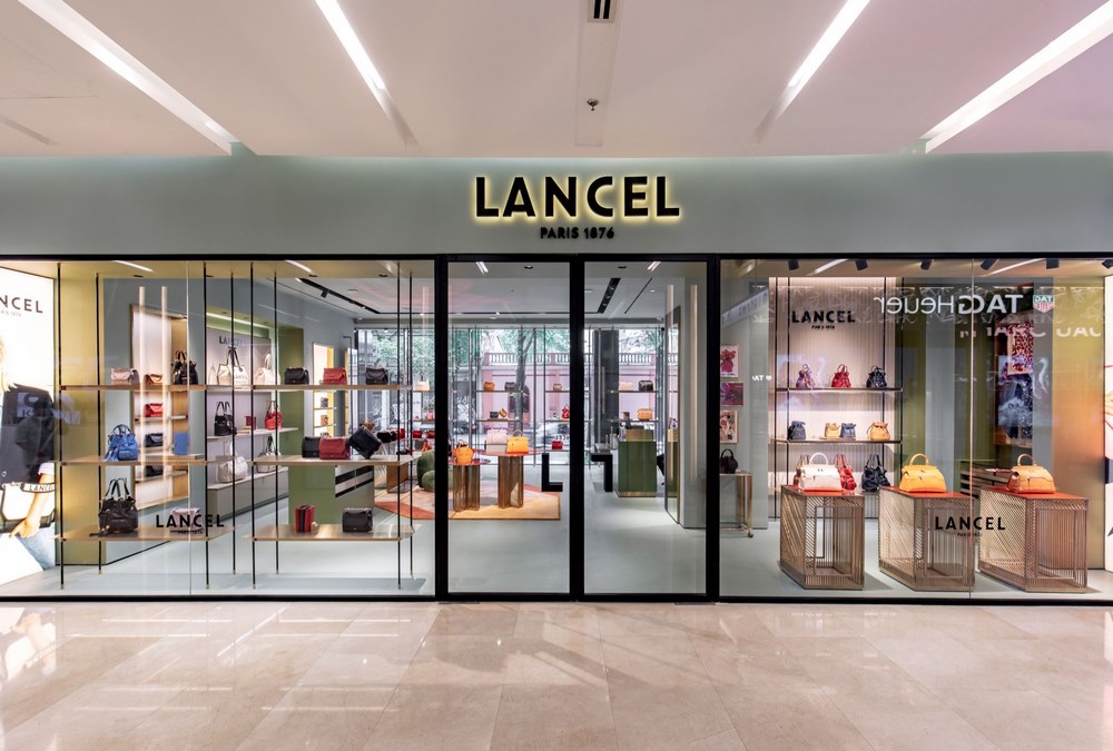 lancel paris travel bag