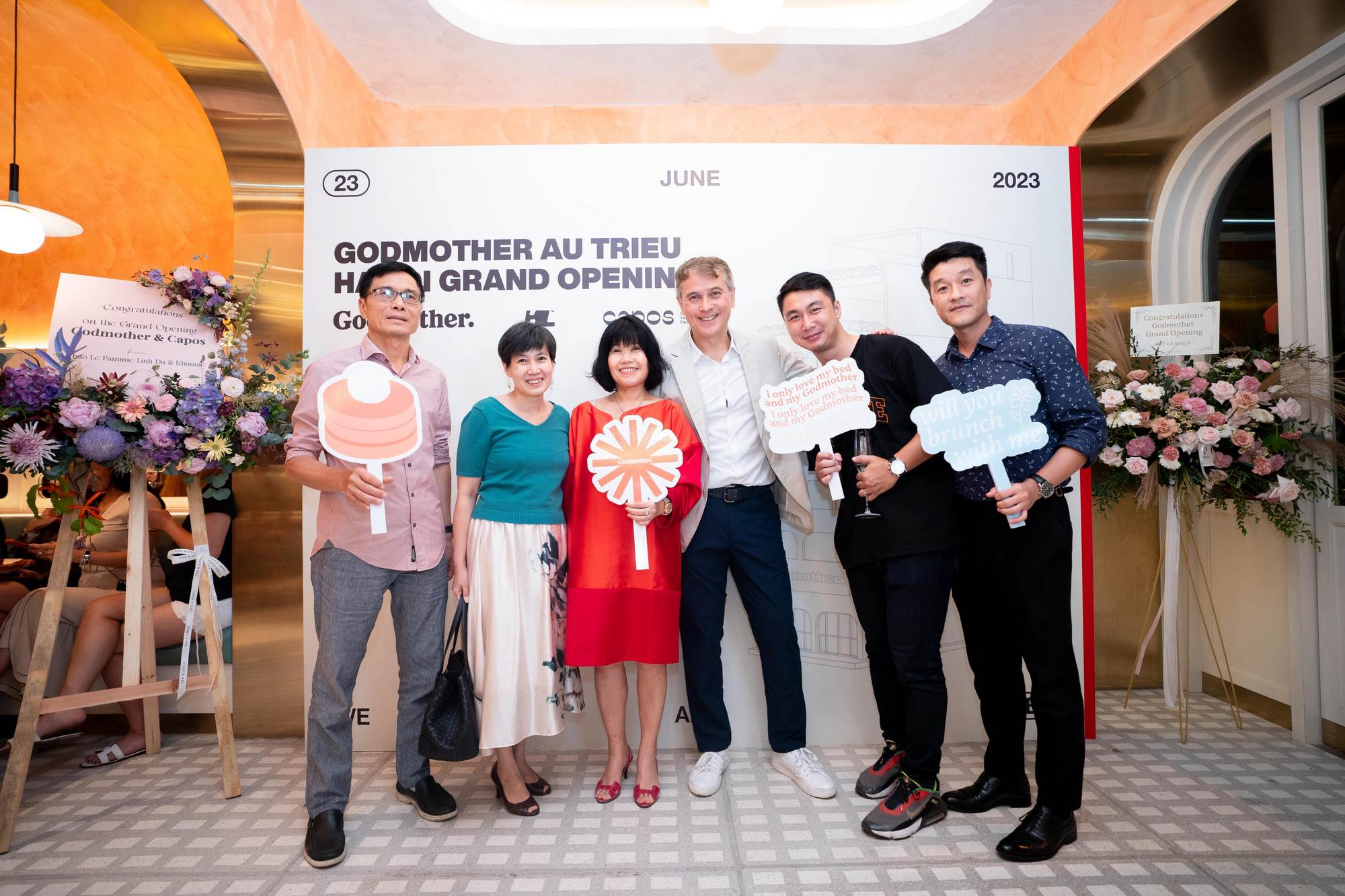 OMVEST COLLABS WITH GODMOTHER TO OPEN THE FIRST STORE IN HANOI