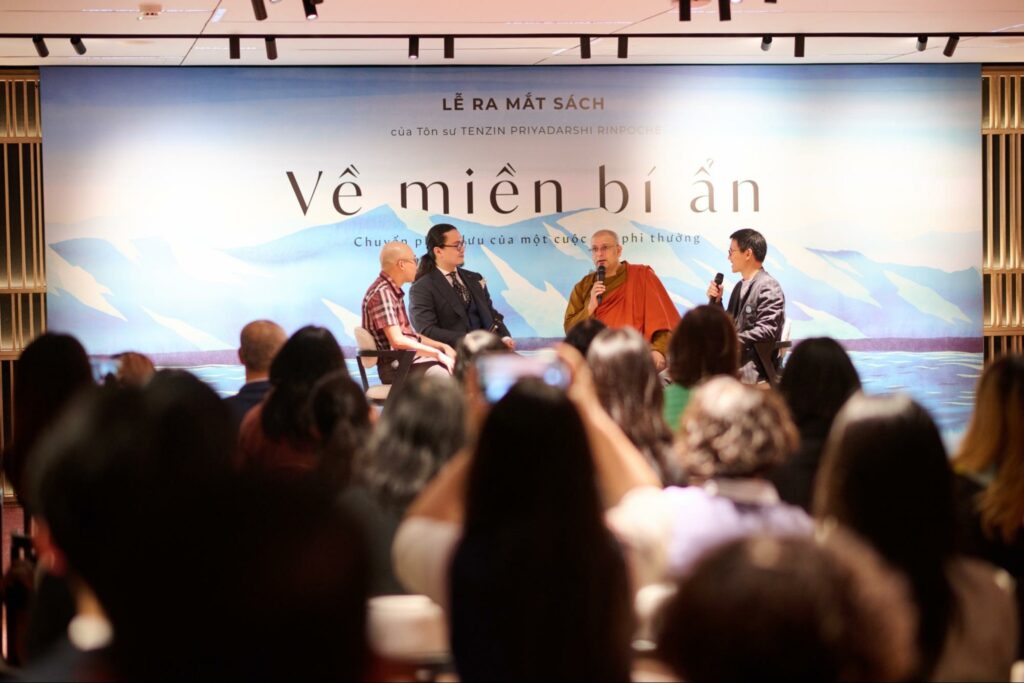 Lễ Ra Mắt S&aacute;ch &ldquo;Về Miền B&iacute; Ẩn&rdquo;: Cuộc Phi&ecirc;u Lưu Đến Tận C&ugrave;ng Nội T&acirc;m
